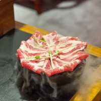 《尖沙咀宮廷風火鍋店》