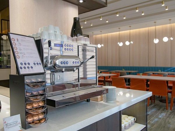 《JOHO HOTEL》壽樓層：深綠色寬敞設計，工業風舒適入住！