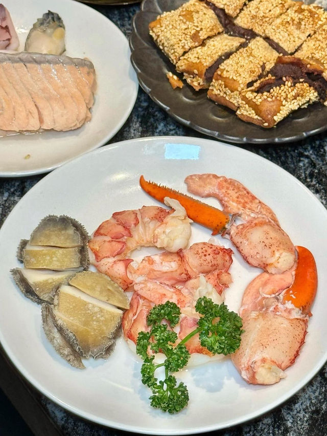 「臺北景點，美食口碑吸引遊客」