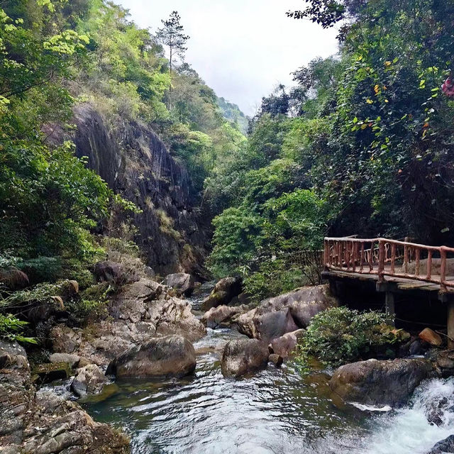 布引瀑布：壯美飛瀑