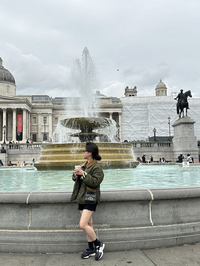 런던 여행 필수 코스인 이 곳!