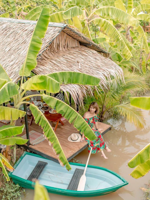 Banana Farm ร้านอาหารกลางสวนกล้วยวิวท้องร่อง