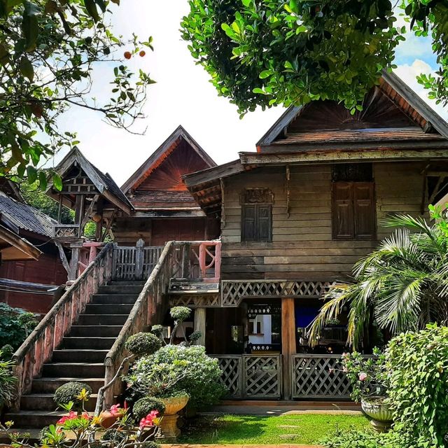 วัดประตูป่อง โบราณสถานแห่งเขลางค์นคร
