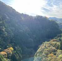 「高千穗峽」秋天紅葉，適合自駕遊