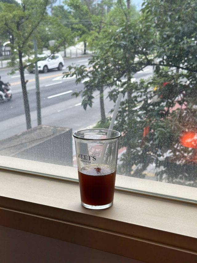 비 오는 날 온다면 더 좋은 데이트의 완성☕️