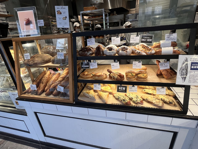 トリュフ香る贅沢なパン　TruffleBAKERY本店@門前仲町🥐