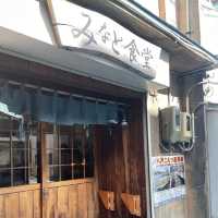 【八戸】美しい✨超絶人気の平目漬け丼✨