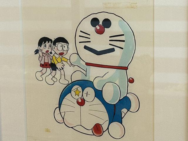 ‼️展覽只到8月18號‼️「100%多啦A夢 & Friends」巡迴特展的室內收費區 ：找回童年回憶，絕對不容錯過‼️