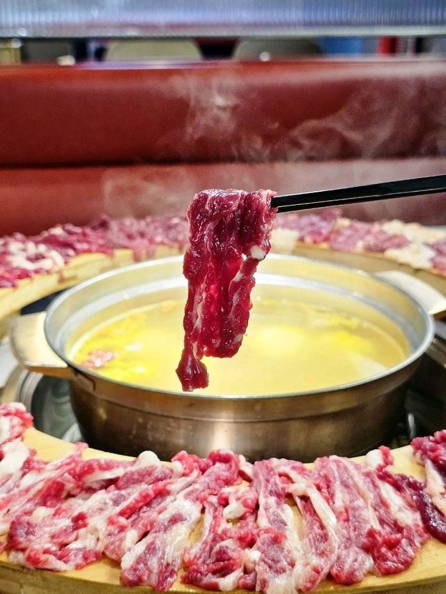 📍 深圳必吃！就犟金絲皇菊牛骨湯牛肉火鍋🍲