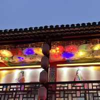“Discovering Fuzimiao: Nanjing’s Vibrant Blend of History, Culture, and Nightlife”