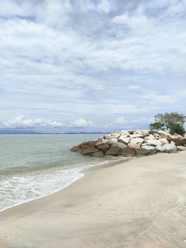 Exploring Tanjung Tokong Beach, Penang