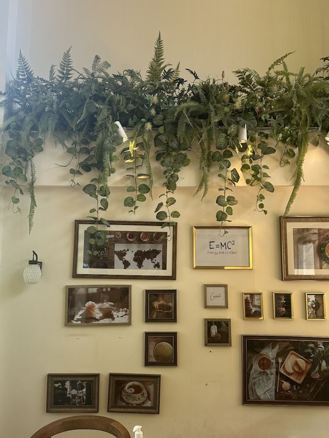 🍰🌻: Camin Cuisine & Cafe