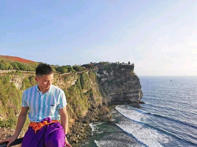 Sunset Splendor: A Day Tour to Tanah Lot and Uluwatu Temple