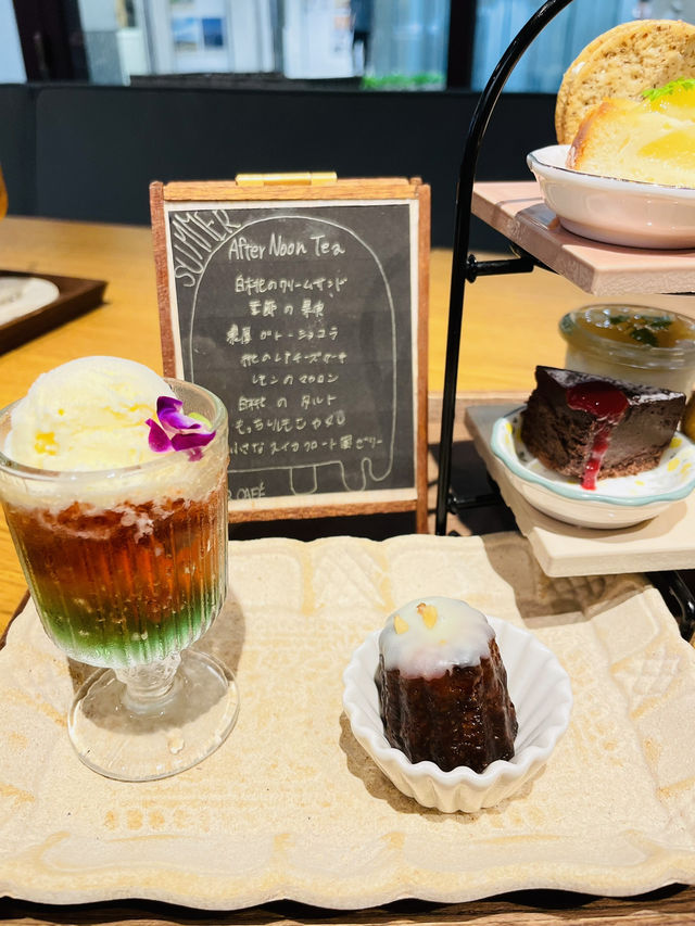 【大阪府:阪急】おひとり様でも楽しめるアフタヌーンティー