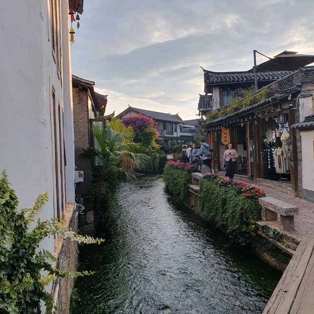  september in Lijiang