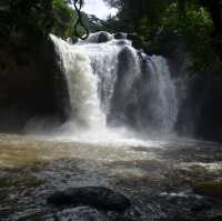 น้ำตกเหวสุวัต Khao Yai National Park. 