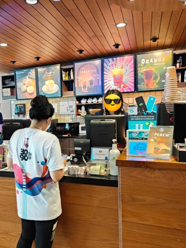 คาเฟ่เปิด 24 ชั่วโมง @รางน้ำ