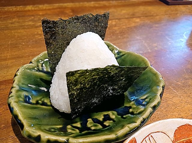 【魚沼釜蔵 新潟店:新潟県新潟市】新潟の郷土料理を堪能できる居酒屋🍺