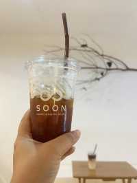 คาเฟ่นี้มีผีแอบๆ SOON CAFE