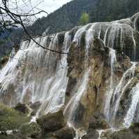🌿 Exploring Jiuzhaigou: Nature’s Hidden Gem in Sichuan, China! 🌧️  