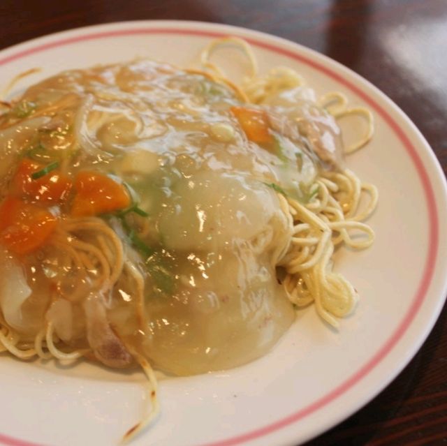 【滋賀】長浜発！ホワイト餃子×イタリアン焼きそばのお店「茶しん」