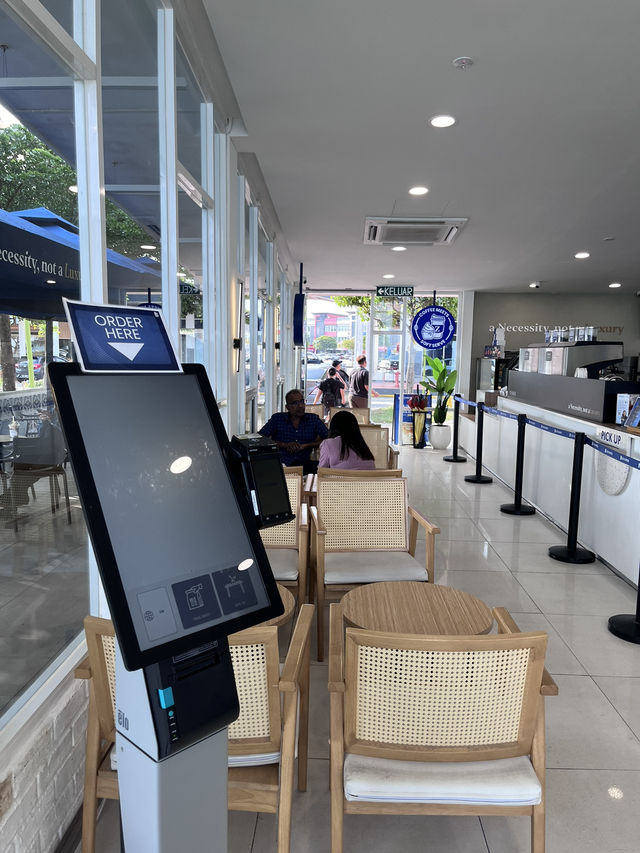 Zus Coffee PD Waterfront: Coffee by the sea
