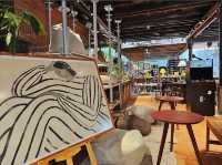 Vanich House คาเฟ่วินเทจสุดชิคย่านตลาดน้อย