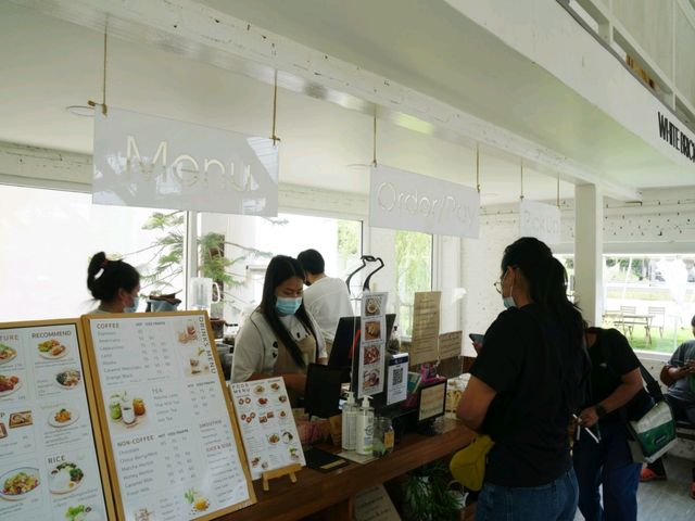 White Brick Yard พิกัดคาเฟ่ศาลายา นครปฐม