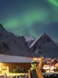Aurora in Lofoten: Nature’s Light Show with a Side of Sweaters