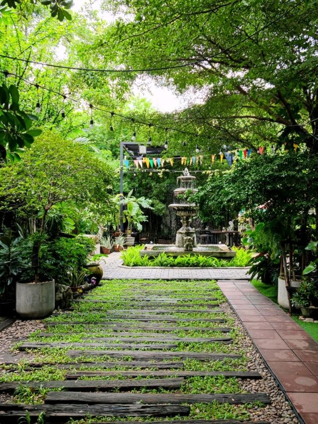 SLOT CAFE คาเฟ่ปากเกร็ด ในเมืองทองธานี นนทบุรี