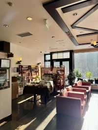 🛏️ 秒殺貴價 Ski In & Out 酒店｜安比高原的溫馨小酒店🌲❄️  