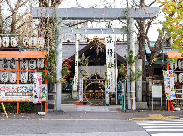 【東京都】 築地にある「災難を除き、波を乗り切る」神社『波除神社』