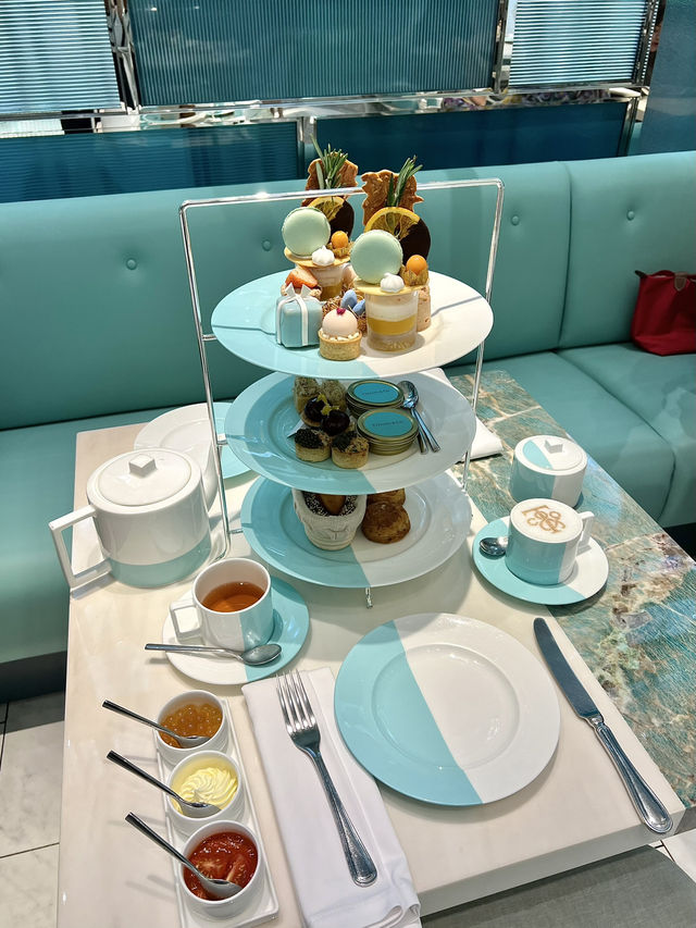 Luxury afternoon tea at Tiffany🩵