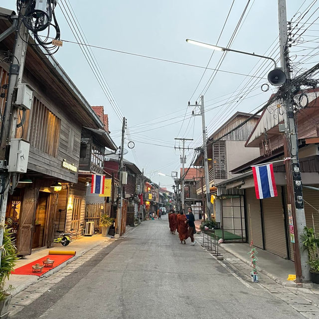 หน้าหนาวที่เชียงคาน.. ใส่บาตรข้าวเหนียว