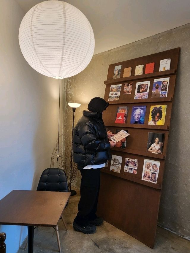 낮시간도 예쁜 거제도 딸기 트리카페