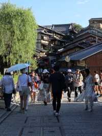 Sannenzaka: A Charming Stroll Through Kyoto’s Past