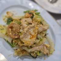 หมี่ผัดกระเฉดที่จริงใจ อร่อยสุดในกรุงเทพ