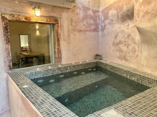 Relaxation and Comfort at Kastro Mansion