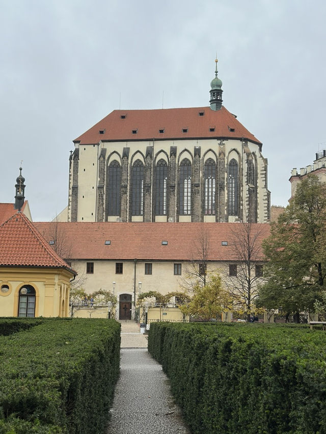 Discover the Charm of Prague’s City Center