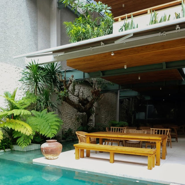 Whispers of Elegance: Experience Umanari Cafe