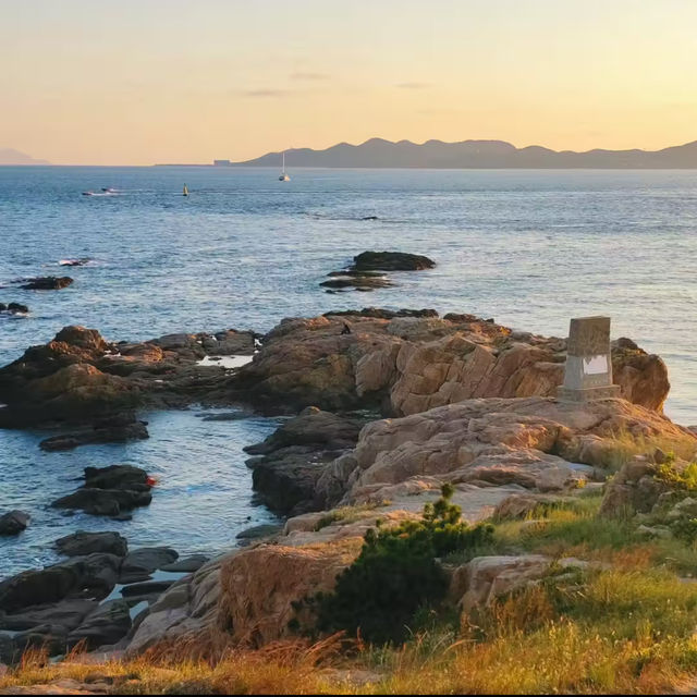海濱公園～夕陽下的金色海洋🌊