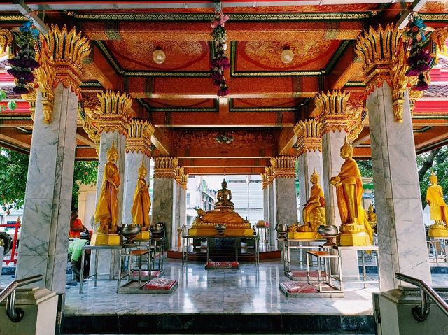 泰國曼谷市中心湄南河畔著名地標性寺廟景點:水門寺，適合拍照📸打卡冥想