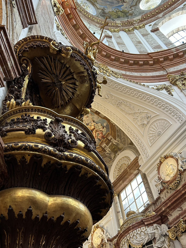 Vienna’s Symbolic Church 