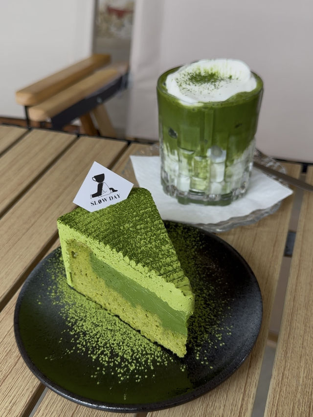 A Slow Day, a Perfect Matcha: Our Favorite Treats at Slow Day Cafe in Mount Austin JB