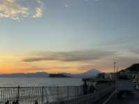 在鎌倉的海岸線感受海風吧！#鎌倉