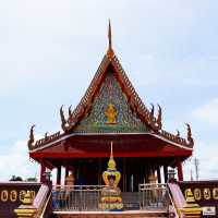 วัดนอกปากทะเล
