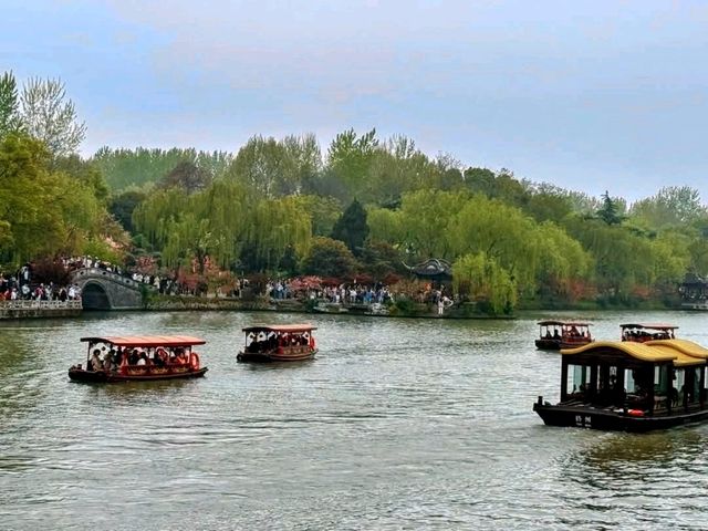 煙花三月下揚州，江南必遊瘦西湖 Slender West Lake