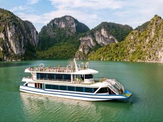 "Hercules Premium Cruise: A Luxurious Journey Through Ha Long Bay’s Natural Wonders"