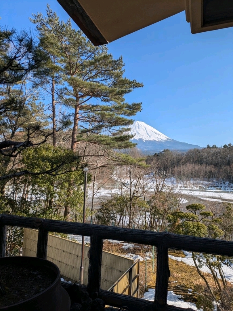 [Prefektur Yamanashi] Pemandian Air Panas dengan Pemandangan Gunung Fuji [Yurari]