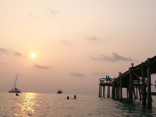 พายซับบอร์ด เดินเล่น นั่งชิวที่หาดบางเบ้า เกาะกูด🛟